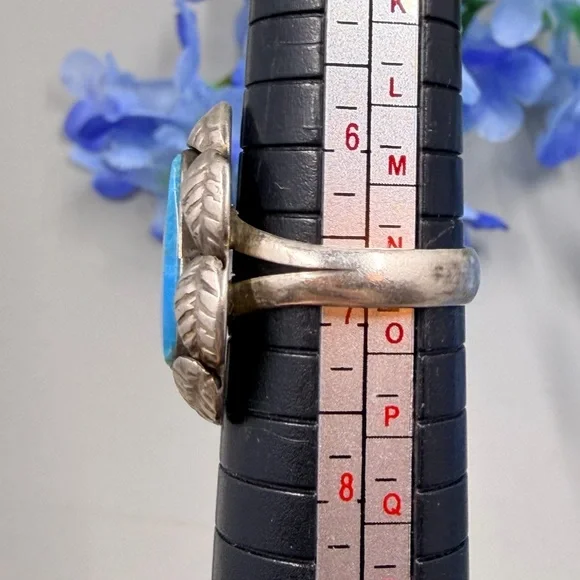 Vintage Navajo Silver and Blue Turquoise Teardrop Ring Size 7 - Picture 6 of 6